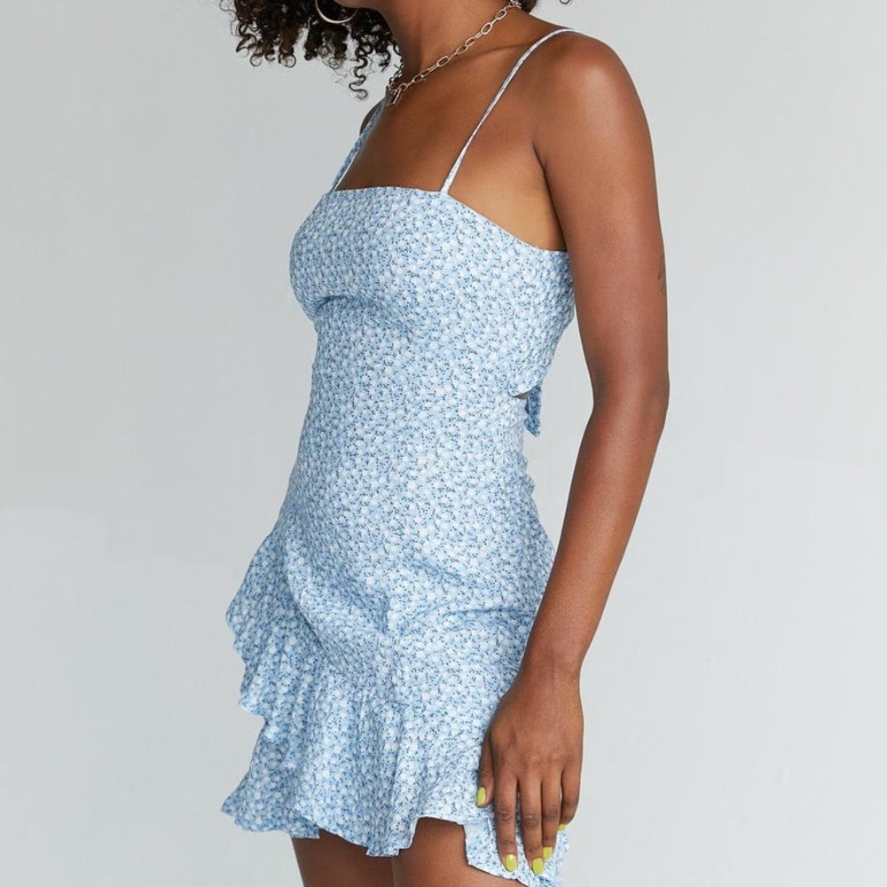 Princess Polly GRASBY MINI SUN DRESS BLUE size 4 floral back tie summer